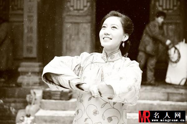 刀客家族的女人莲花剧照(1)