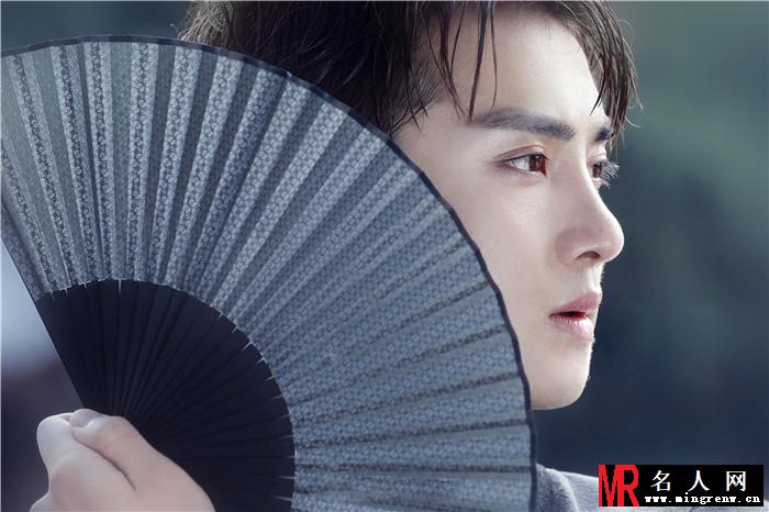 陈名豪中国风写真 温润如玉侠气十足(1)