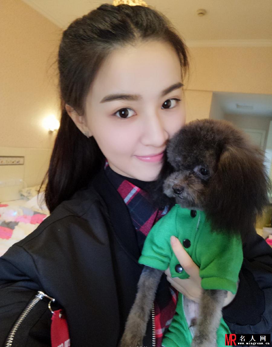 《大唐荣耀》何灵依扮演者梁婧娴生活照(1)