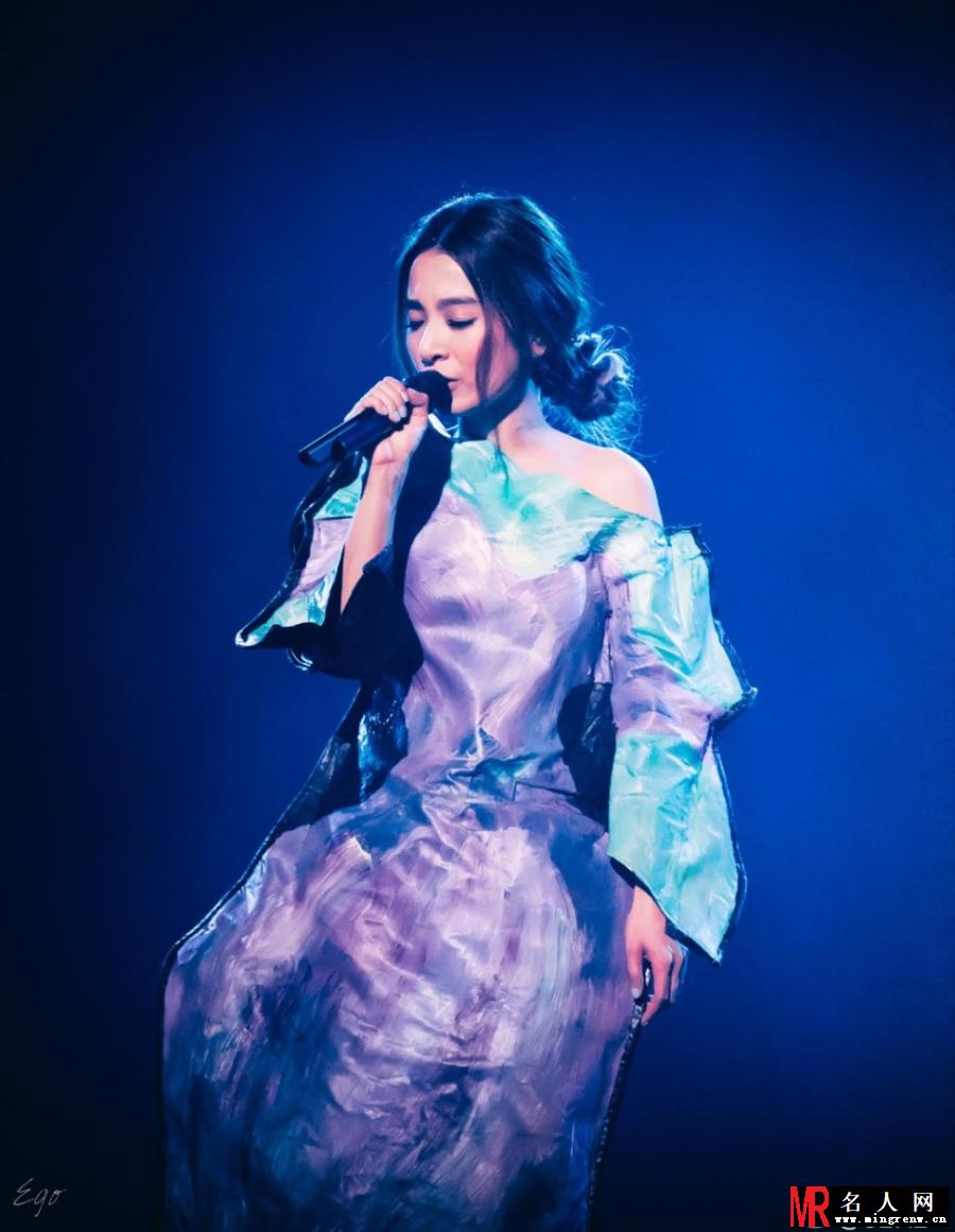 田馥甄演唱会造型唯美似仙女(1)