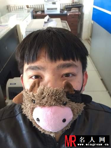 黑色弥撒玛丽安·康诺利剧照(1)