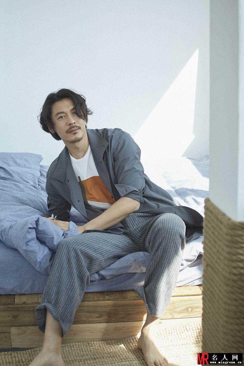 王东慵懒风写真(1)