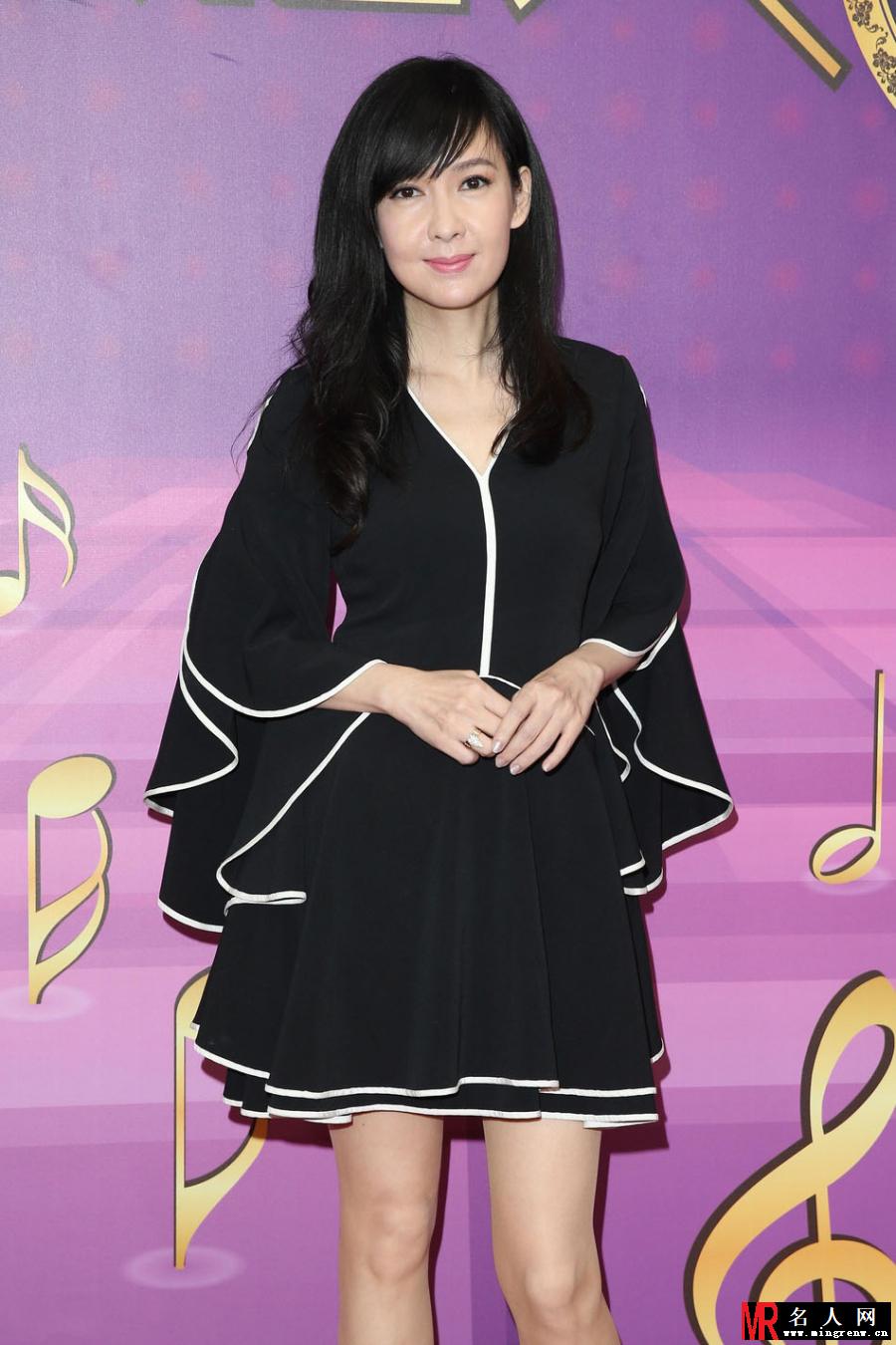 不老女神周慧敏风采依旧 事业发展顺风顺水(1)