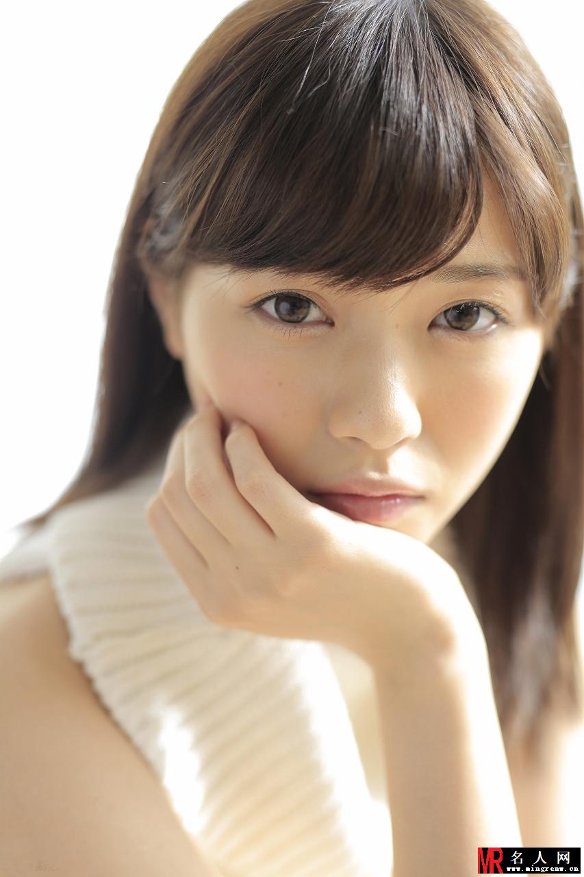 西野七濑白裙写真 气质清新纯美(1)