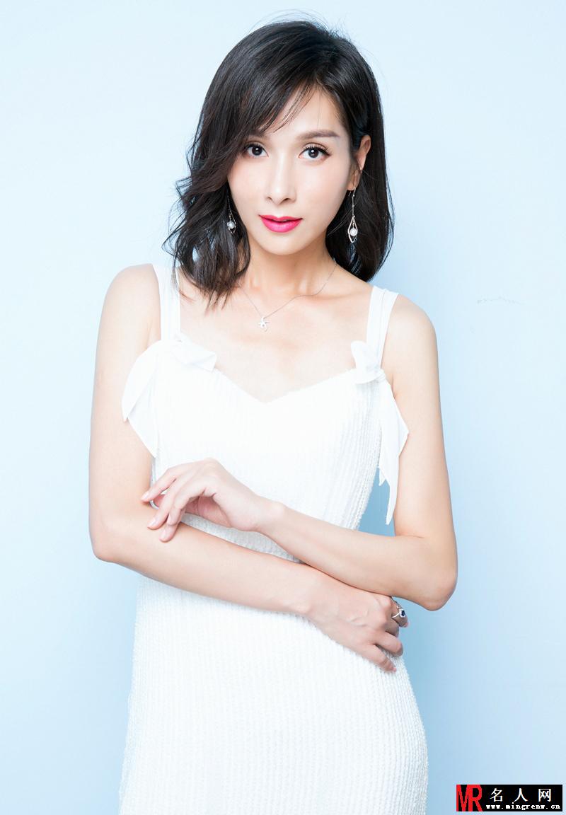 杨恭如气质写真大片曝光 宛若仙子翩若惊鸿(1)