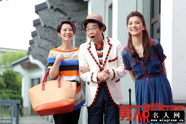 男人如衣服Hugo剧照(1)