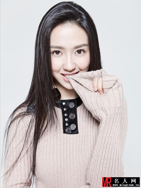 许龄月最新写真 脸蛋肉肉演绎气质美女(1)