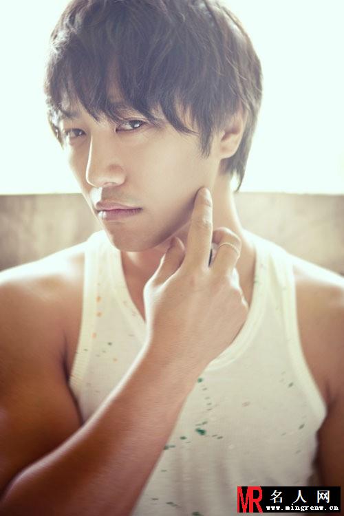 晋久高清写真(1)